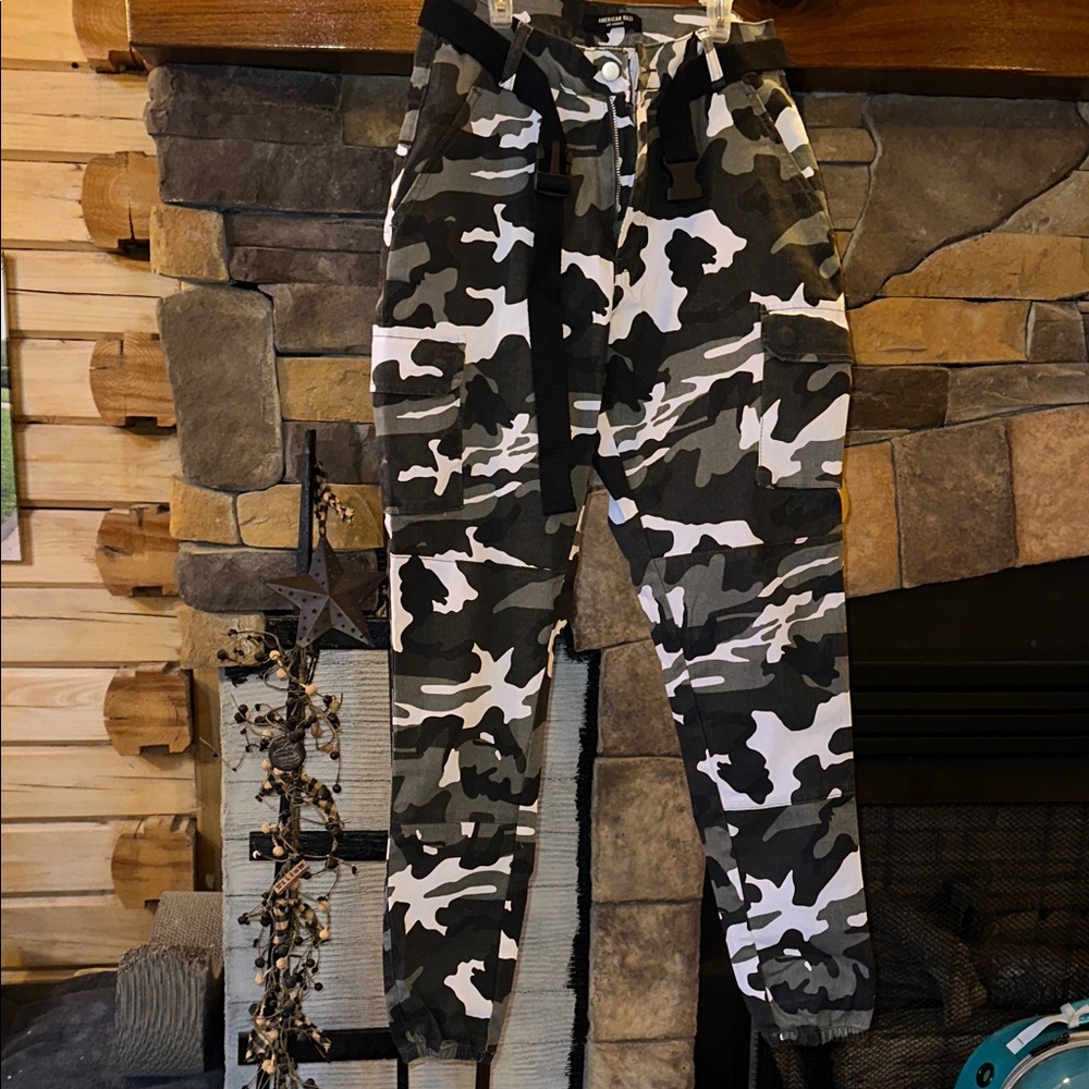 American Bazi Black and White Camouflage Pants